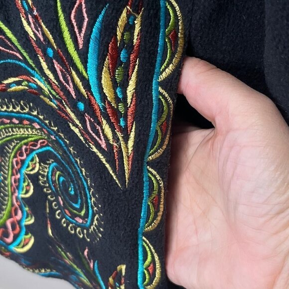 Bob Mackie Wearable Art Faux Fur Collar Embroidered Vest- Size 1x - Picture 3 of 7